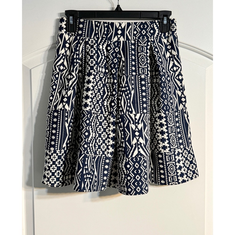 Xhilaration Mini Skirt Small Navy White Geometric Tribal Pleated Boho Festival - Picture 4 of 7